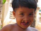 Kambodscha: Aktion Lächeln - Kindern ein Lächeln geben